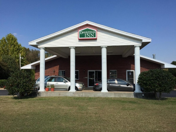 Deerfield Inn image 2